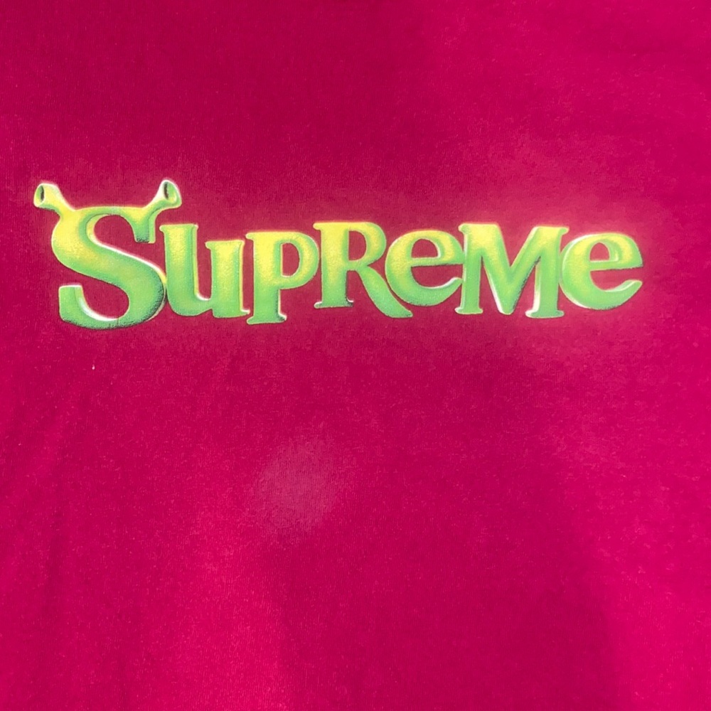 Supreme T-shirt